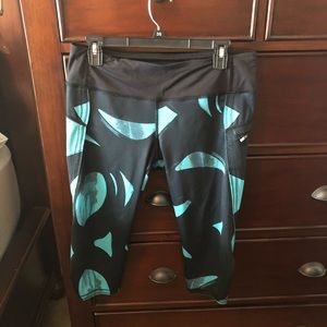 Excellent condition lulu crops